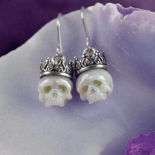 Pearl Skull Earrings with Crowns, Sterling Silver Pearl Earrings Dangle, Gothic Skeleton Style Carved Pearl Skull Jewelry Gifts for Girls/Women