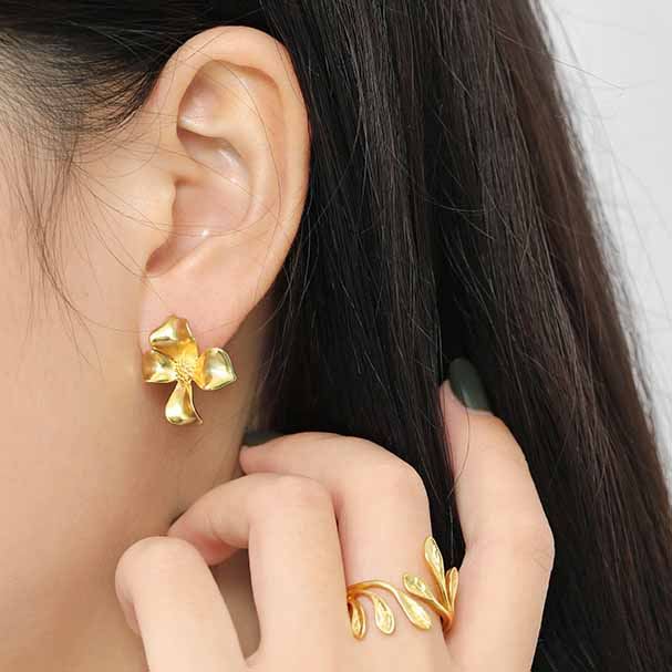 Girl Beautiful Flower 925 Sterling Silver Stud Earrings